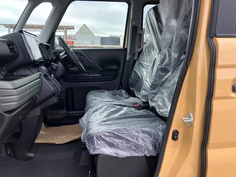 Suzuki Spacia Gear