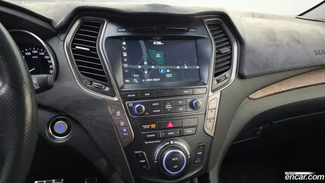 Hyundai Grand Santa Fe (Maxcruz)