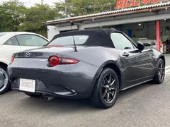 Mazda MX-5 (Roadster)