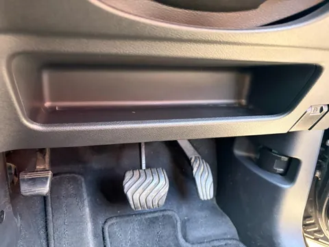 Mitsubishi eK X