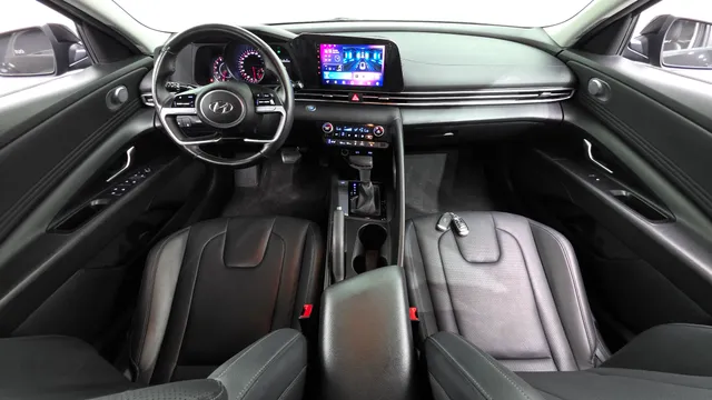 Hyundai Elantra (Avante)