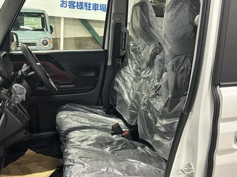 Suzuki Spacia Custom