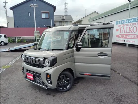 Suzuki Spacia Gear