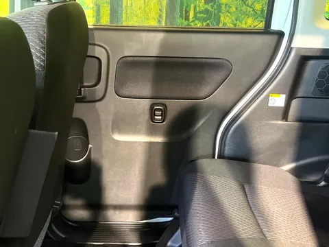 Suzuki Spacia Custom Z