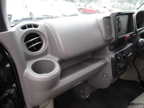 Nissan Clipper