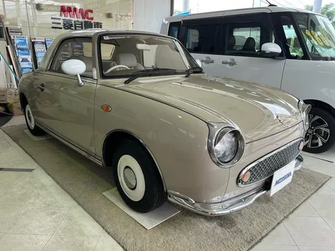 Nissan Figaro