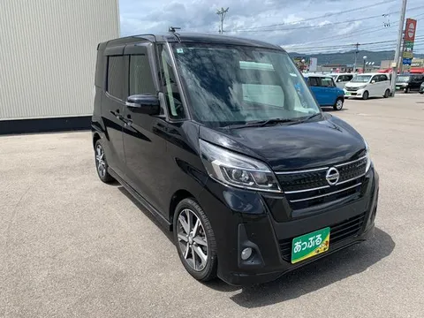 Nissan Dayz Roox