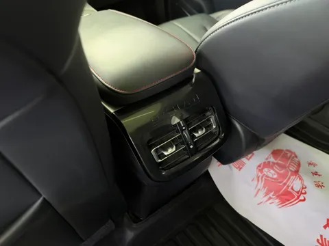 Changan X7