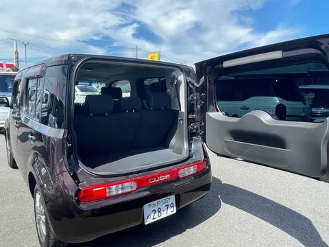 Nissan Cube