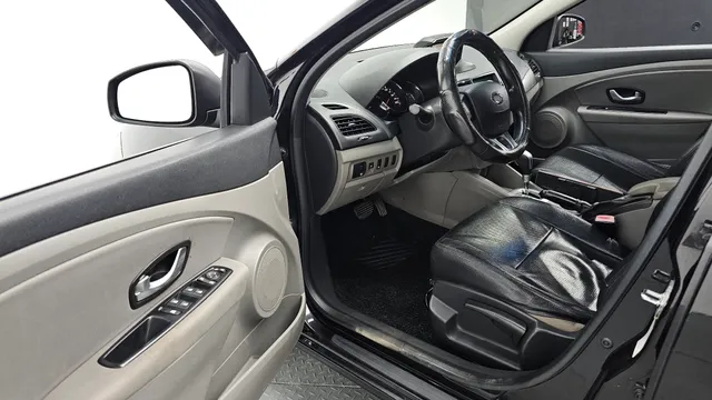 Renault SM3
