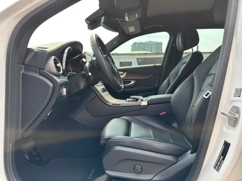 Mercedes-Benz Mercedes-Benz GLC
