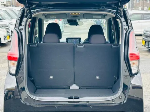 Mitsubishi eK X