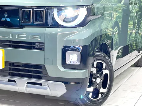 Mitsubishi Delica Mini