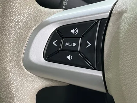 Daihatsu Mira Tocot