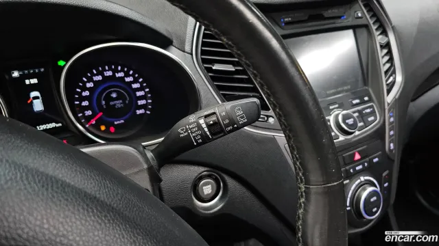 Hyundai Grand Santa Fe (Maxcruz)