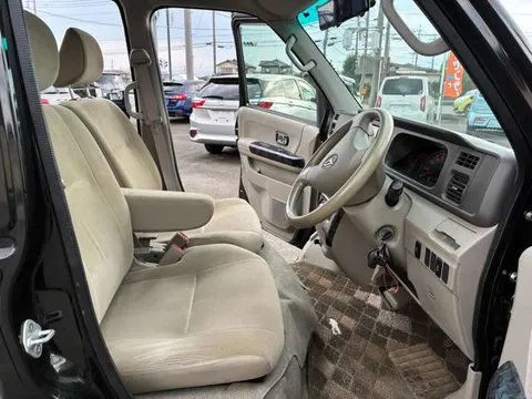 Daihatsu Atrai Wagon