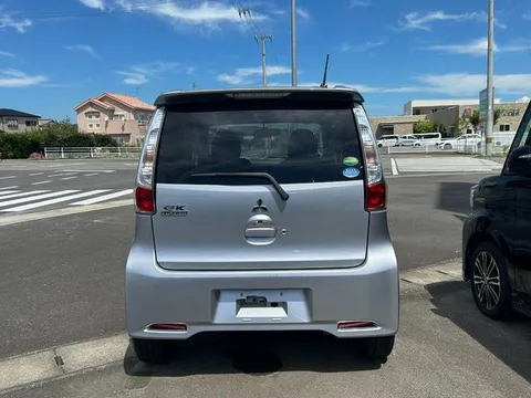 Mitsubishi eK Custom