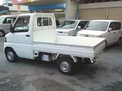 Nissan Clipper Truck