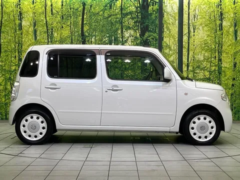 Daihatsu Mira Cocoa