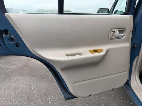 Nissan Rasheen