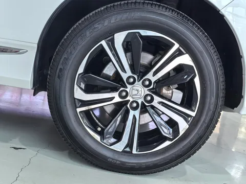 Honda UR-V