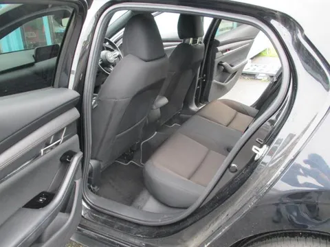 Mazda MAZDA3 Fastback
