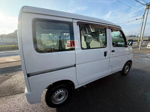 Daihatsu Hijet Cargo