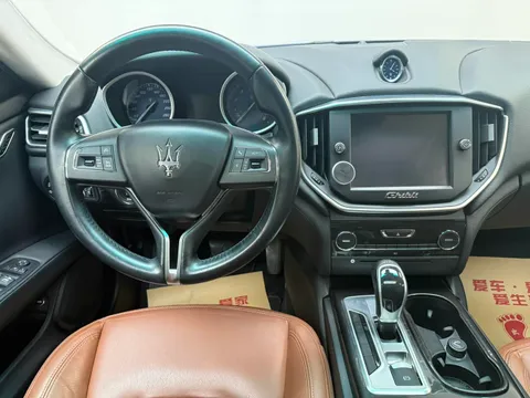Maserati Ghibli
