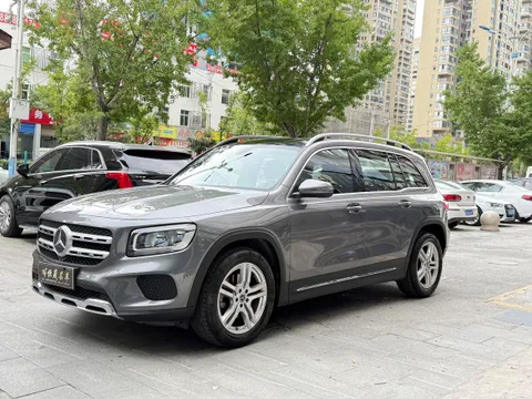 Mercedes-Benz Mercedes-Benz GLB