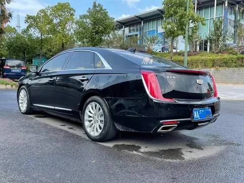 Cadillac XTS