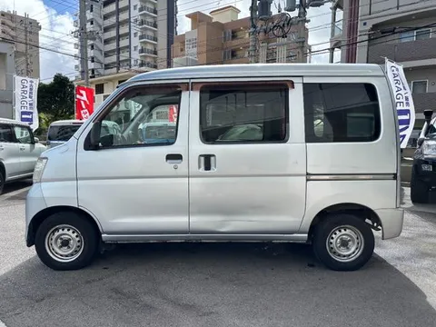 Daihatsu Hijet Cargo