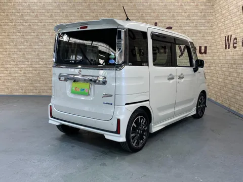 Suzuki Spacia Custom