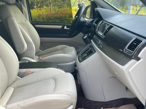 Maxus G10