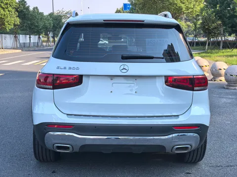 Mercedes-Benz GLB-Class