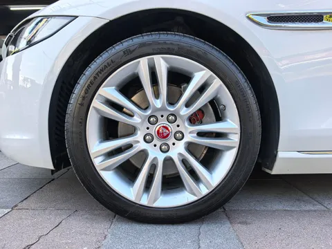 Jaguar XEL