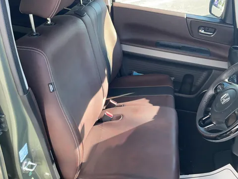 Honda N-BOX Slash