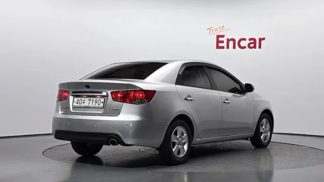 Kia Cerato (Forte)