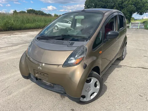Mitsubishi I