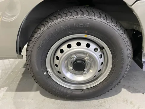 Nissan Clipper Truck