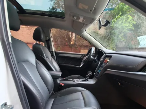 Roewe RX5