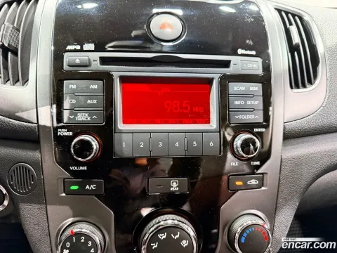Kia Cerato (Forte)