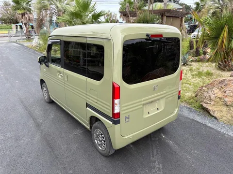 Honda N-VAN Plus Style