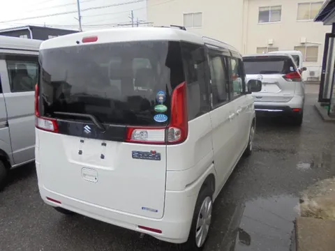 Suzuki Spacia