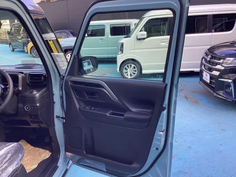 Suzuki Spacia Gear