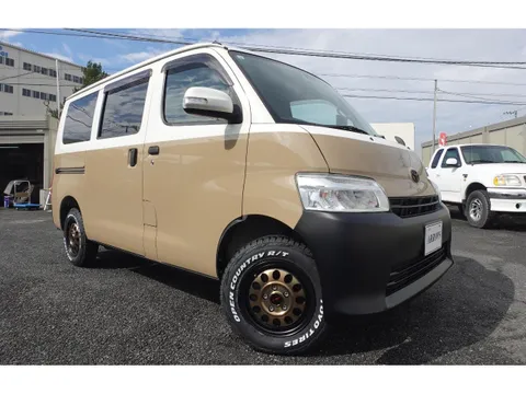 Toyota TownAce Van