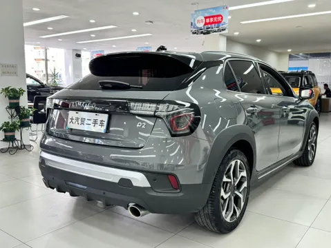 Lynk & Co 02