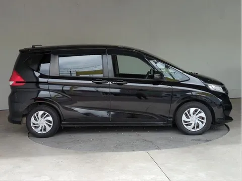 Honda Freed Plus