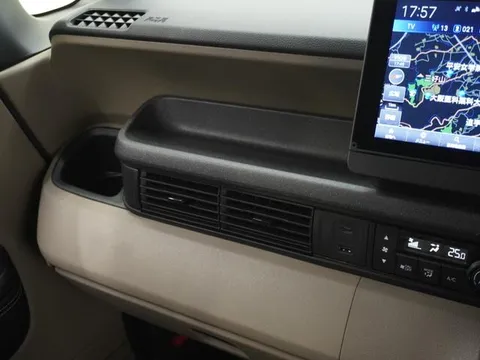 Honda N-BOX Joy