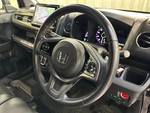 Honda N-WGN Custom