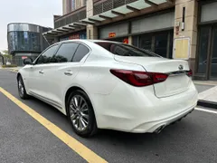 Infiniti Q50L